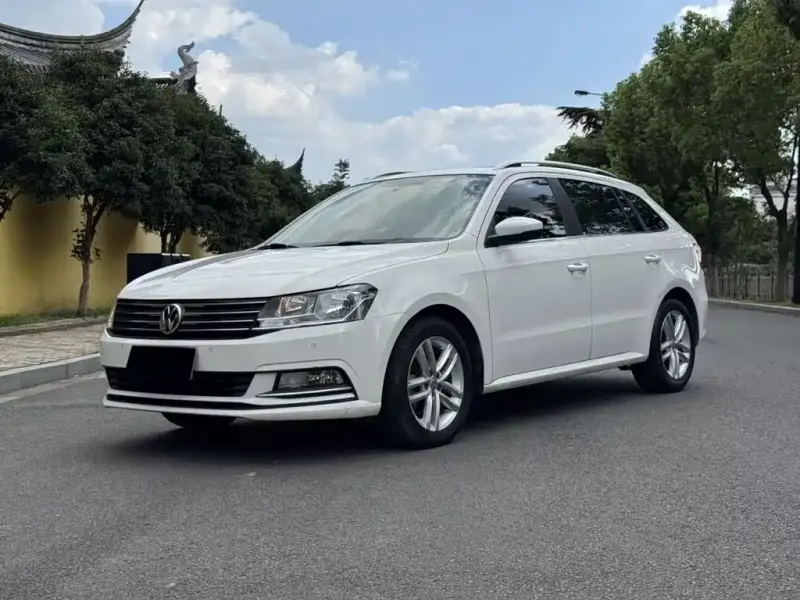 Volkswagen Gran Lavida, 2015