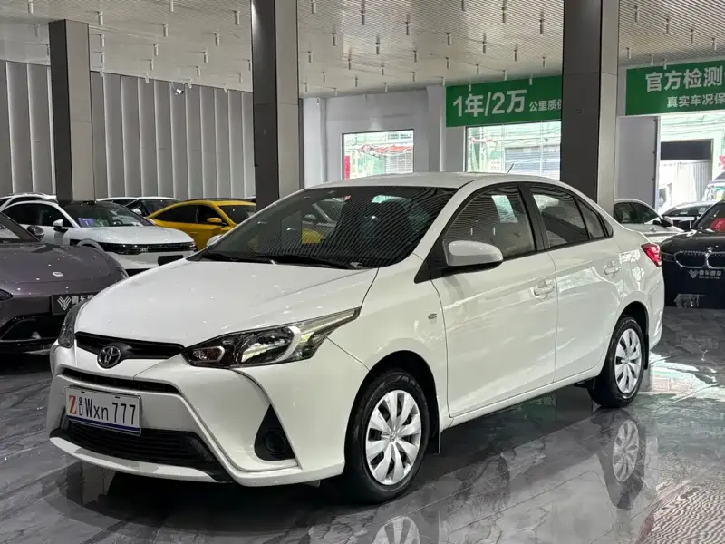 Toyota Yaris L, 2021