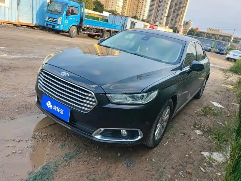 Ford Taurus, 2016