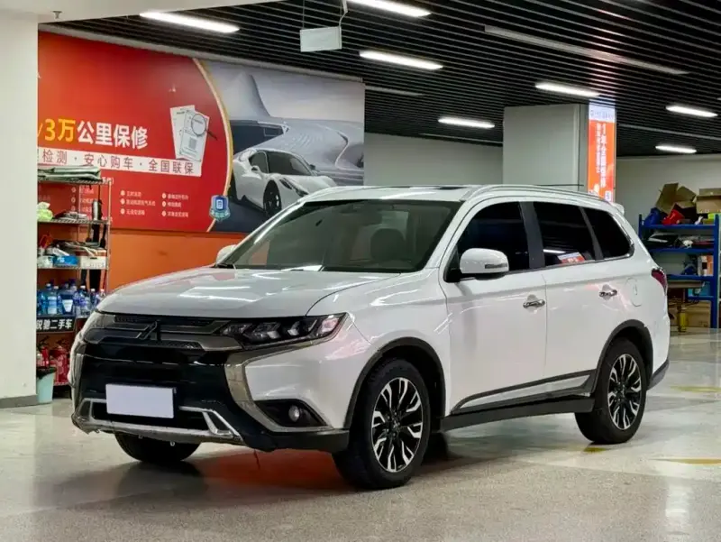 Mitsubishi Outlander, 2019