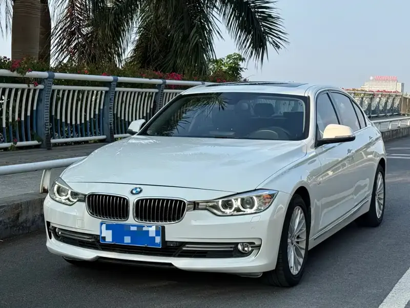 BMW 3 Series, 2013