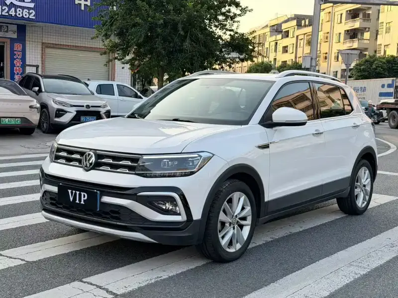 Volkswagen T-Cross, 2020