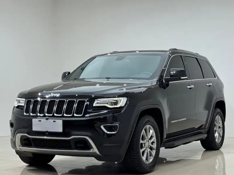 Jeep Grand Cherokee (Import), 2015