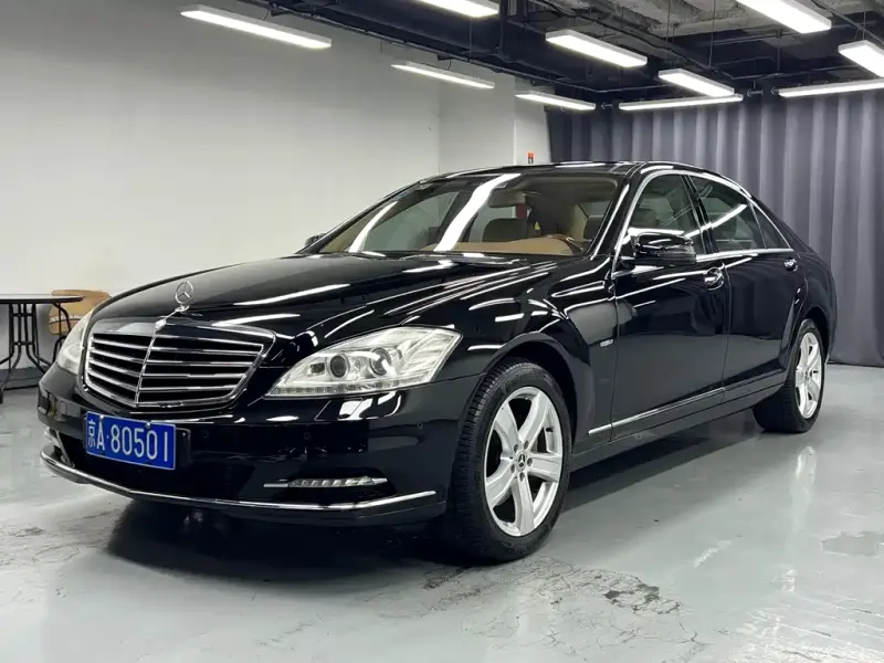 Mercedes-Benz S-Class, 2011