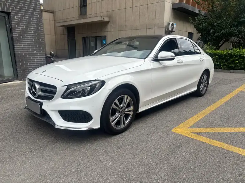 Mercedes-Benz C-Class, 2015