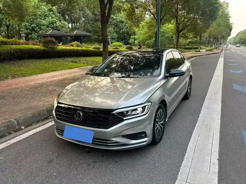 Volkswagen Sagitar, 2020
