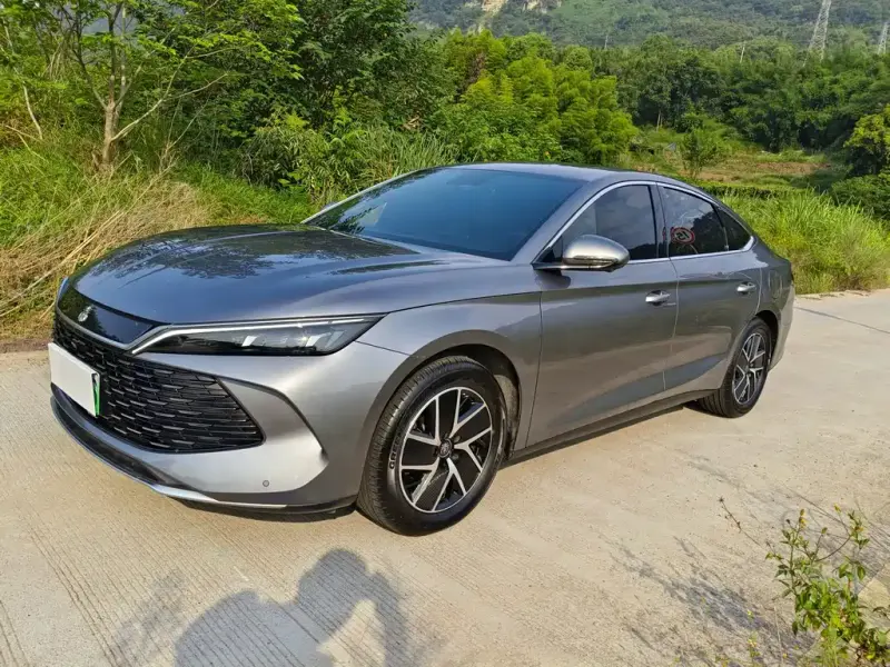 BYD Qin L, 2025