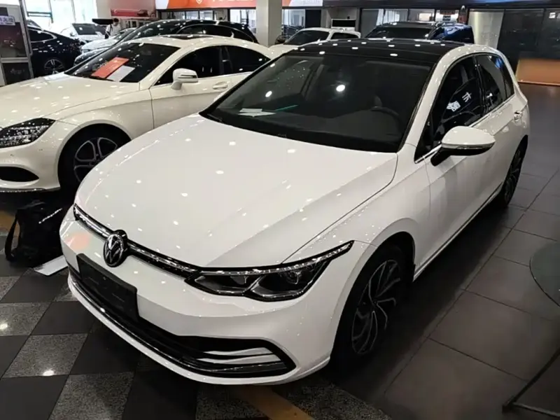 Volkswagen Golf, 2021