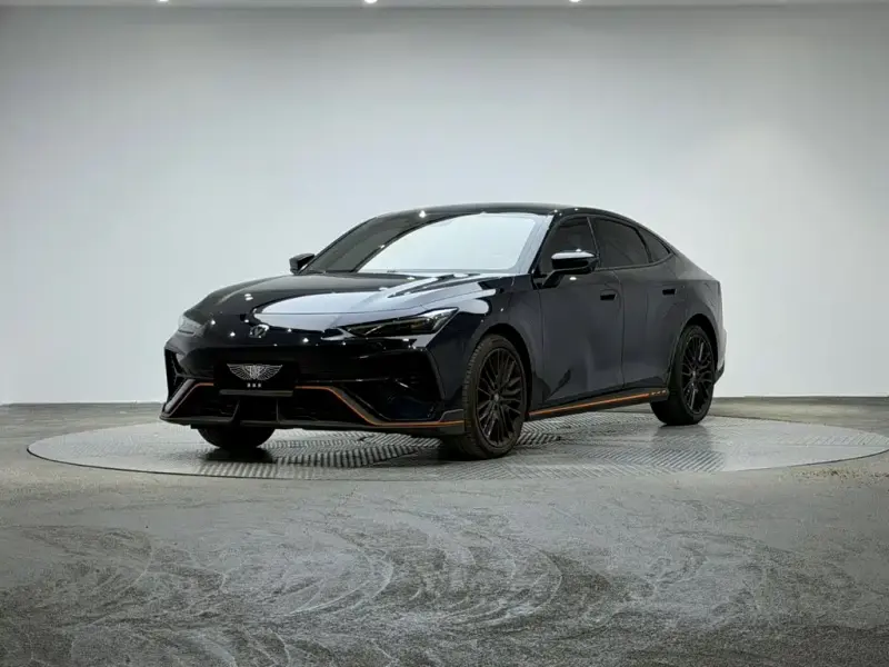 Changan UNI-V, 2025