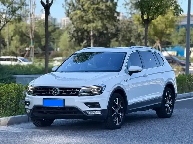 Volkswagen Tiguan L, 2018