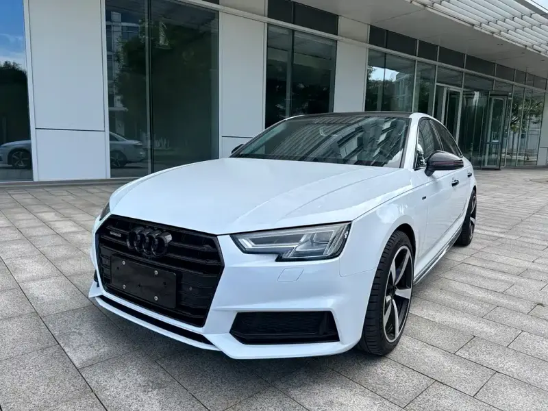 Audi A4L, 2018