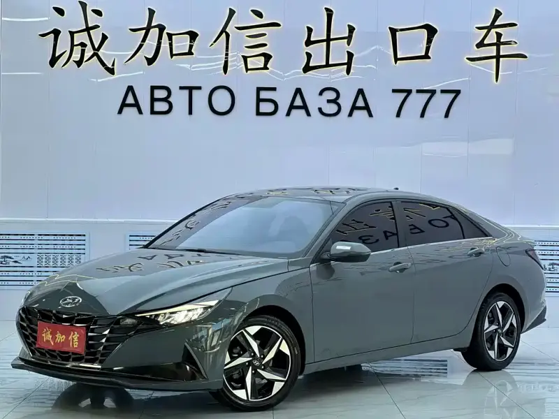 Hyundai Elantra, 2023