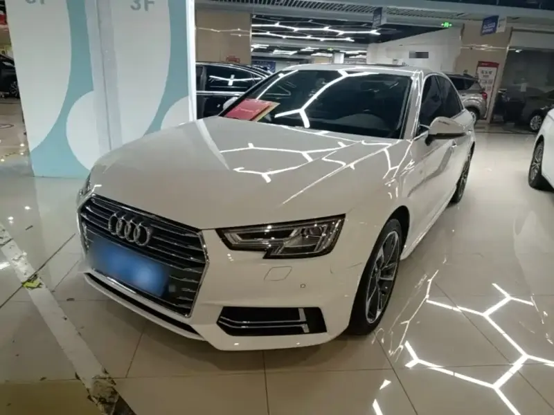 Audi A4L, 2018