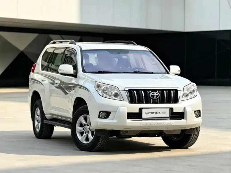 Toyota Prado (Import), 2010