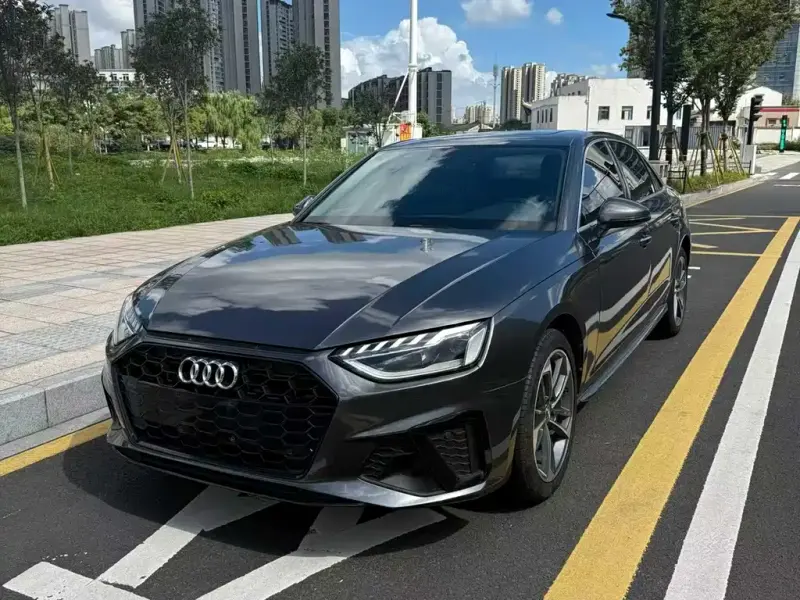 Audi A4L, 2021