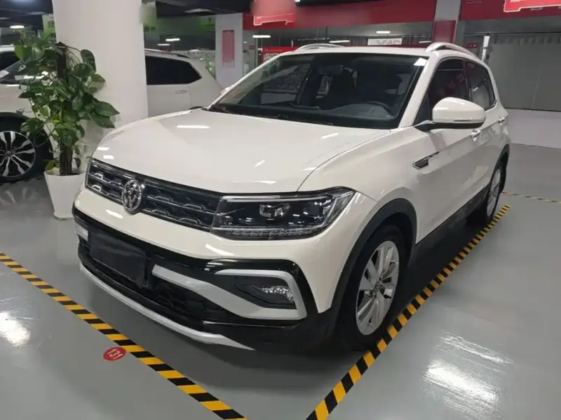 Volkswagen T-Cross, 2019