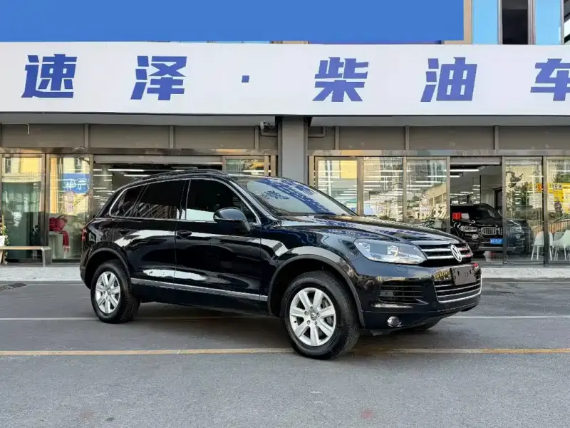 Volkswagen Touareg, 2015