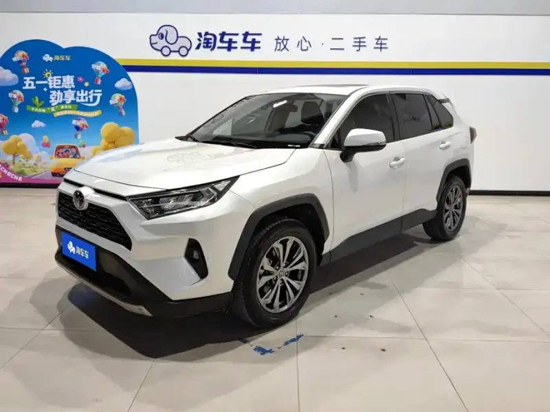 Toyota RAV4, 2023