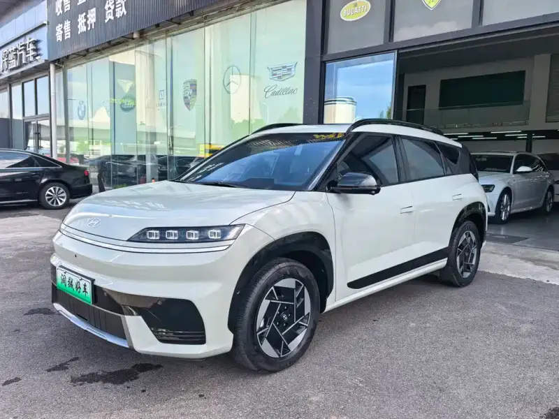Hyundai EO, 2025