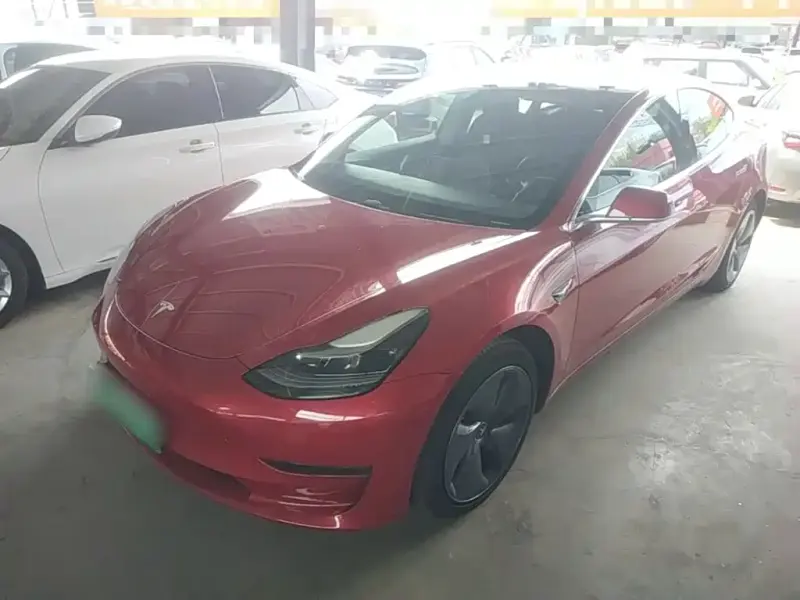 Tesla Model 3, 2021