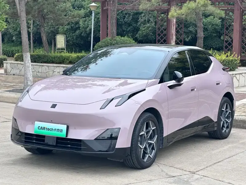 Lynk & Co Z20, 2025