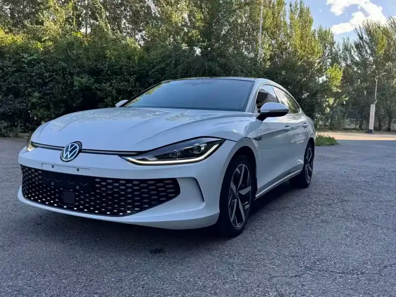 Volkswagen Lamando, 2023