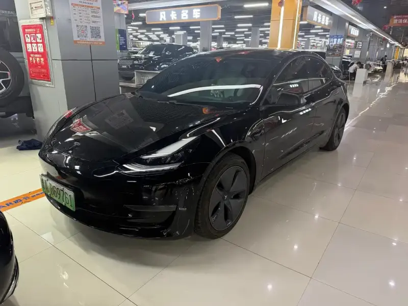 Tesla Model 3, 2020