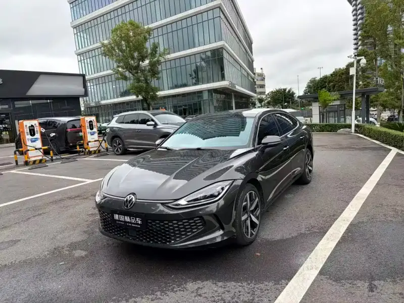 Volkswagen Lamando, 2023