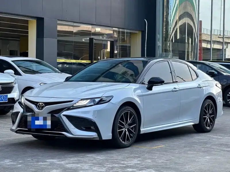 Toyota Camry, 2022