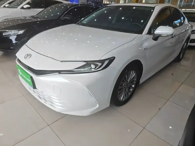 Toyota Camry Toyota Camry 2024 Hybrid 2.0HGVP Luxury Edition, 2024 — фото 1
