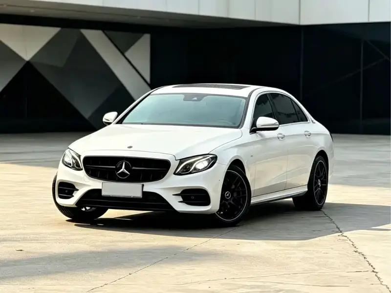 Mercedes-Benz E-Class, 2016