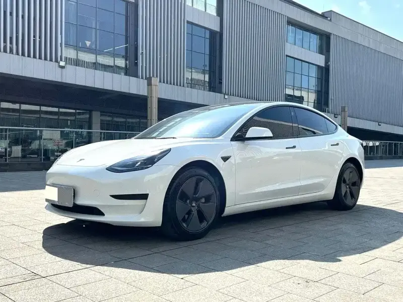 Tesla Model 3, 2023