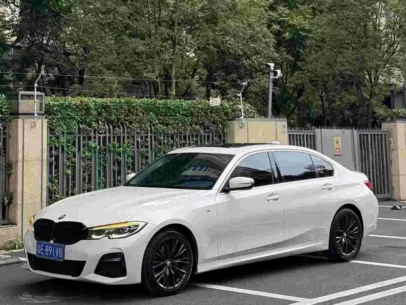 BMW 3 Series, 2020