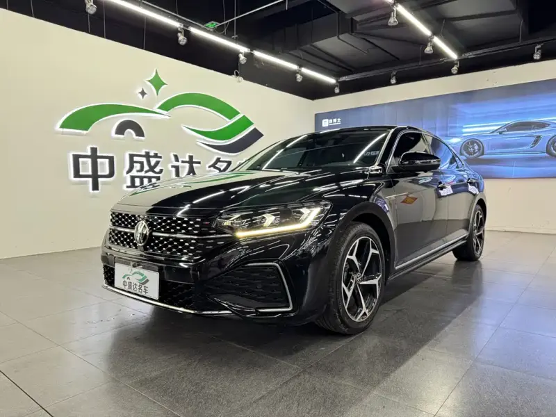 Volkswagen Passat, 2024