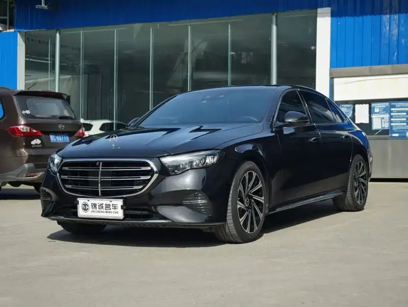 Mercedes-Benz E-Class, 2024