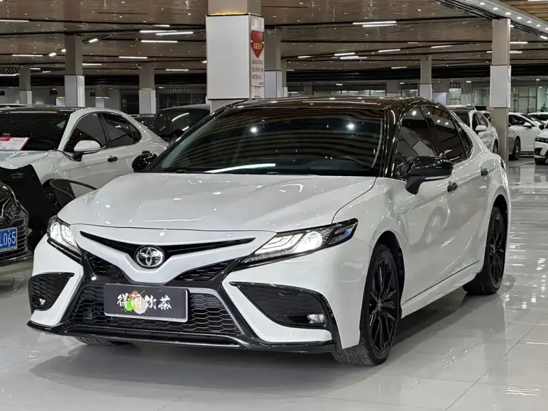 Toyota Camry, 2023