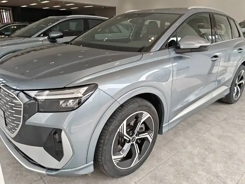 Audi Q4 e-tron, 2024
