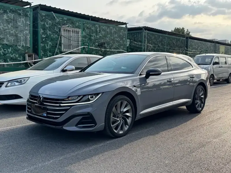 Volkswagen CC, 2024