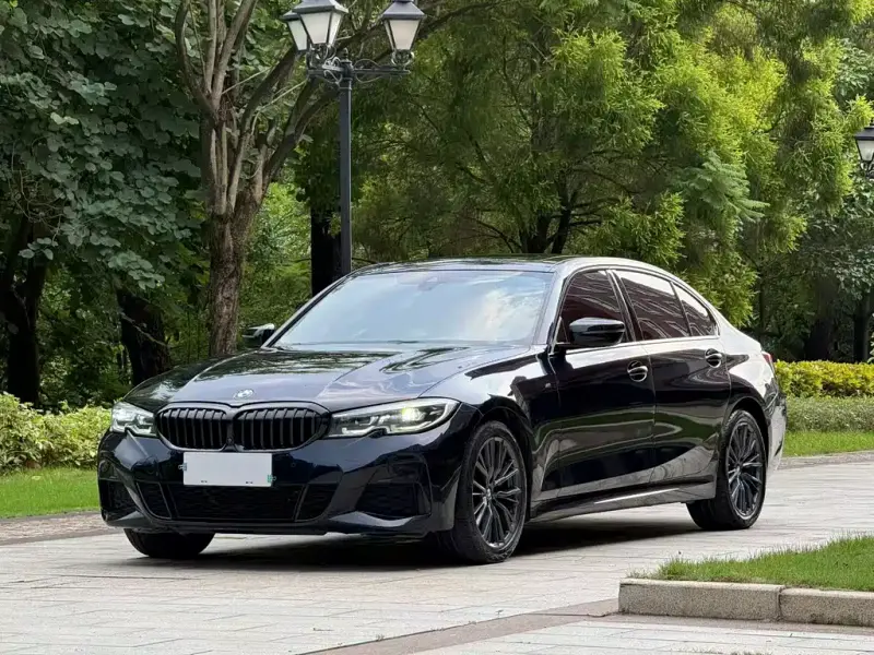 BMW 3 Series, 2021