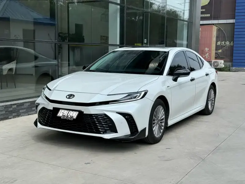 Toyota Camry, 2025