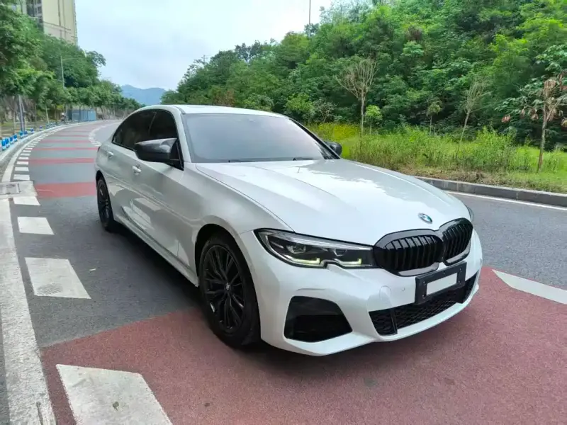 BMW 3 Series, 2021