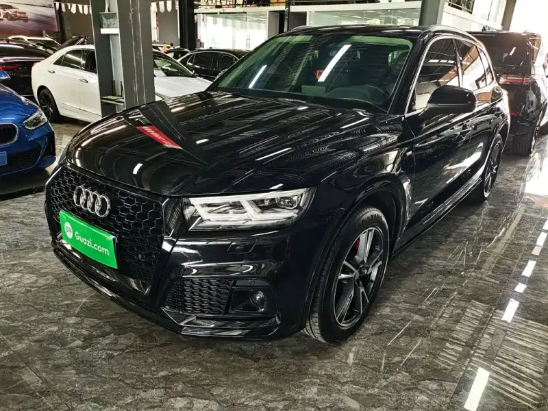 Audi Q5L, 2020