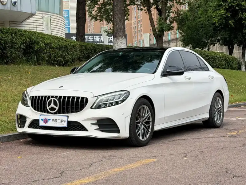 Mercedes-Benz C-Class, 2022