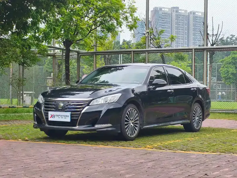 Toyota Crown, 2019