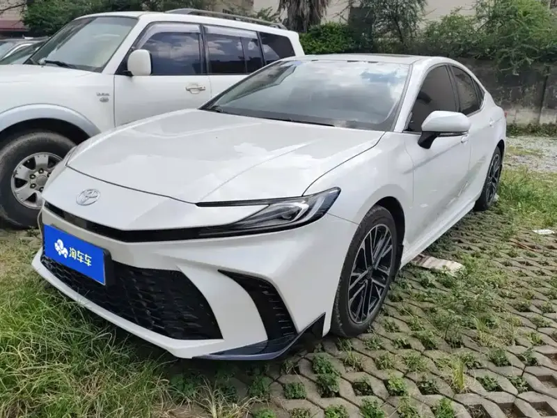 Toyota Camry, 2025