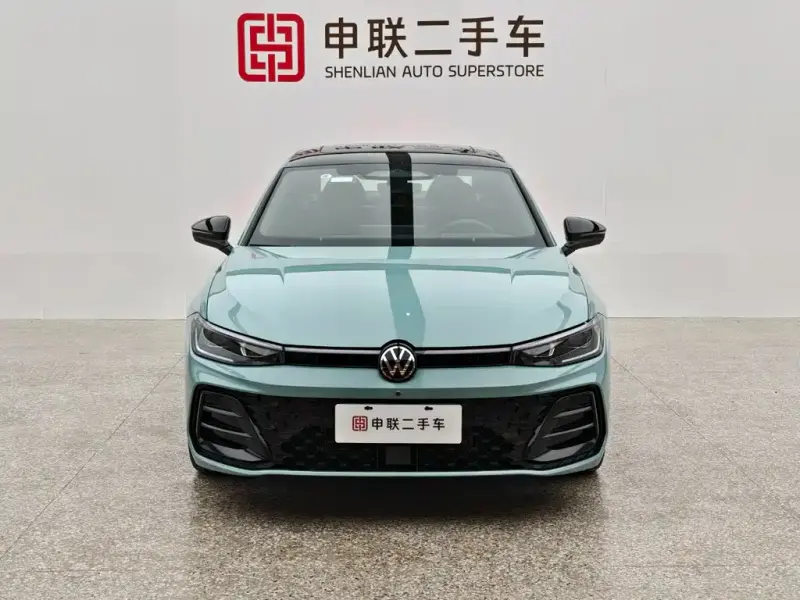 Volkswagen Passat, 2024