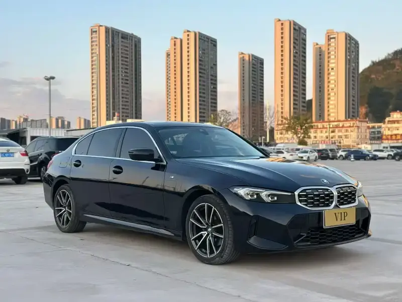 BMW 3 Series, 2023