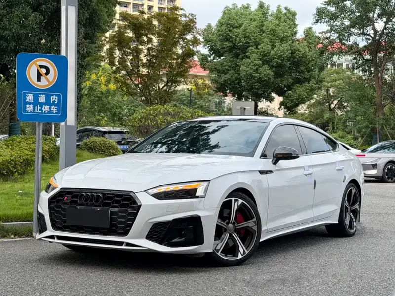 Audi A5 (Import), 2022