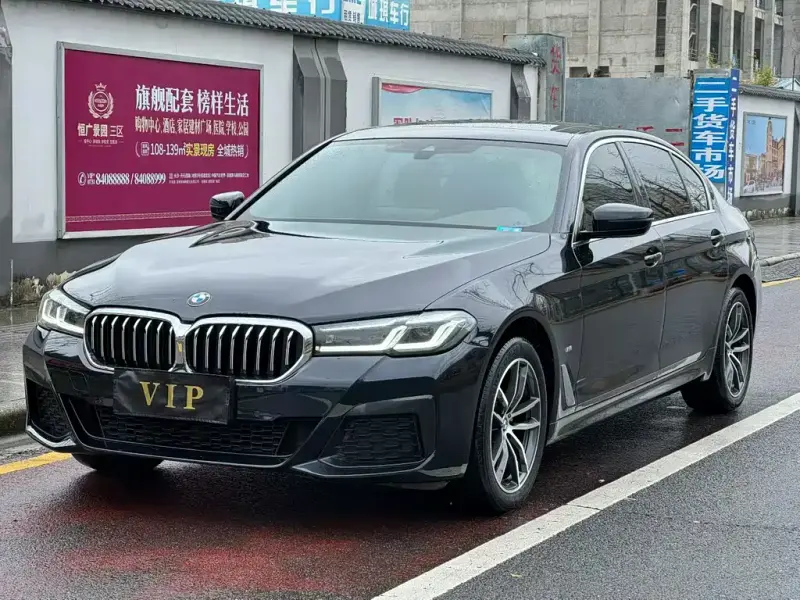 BMW 5 Series, 2022