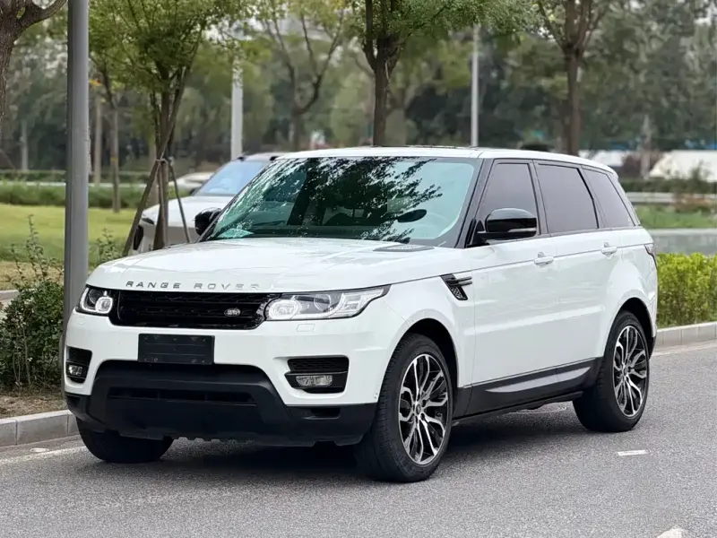 Land Rover Sport, 2015